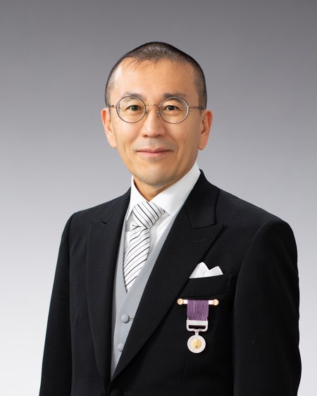 Hirosi Ooguri with Medal of Honor