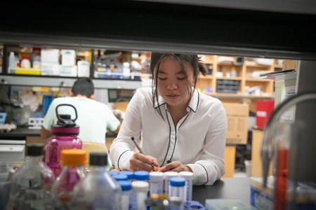 woman in science lab