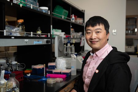 Kaihang Wang in the laboratory